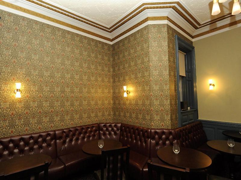 Отель The Strathearn 3*
